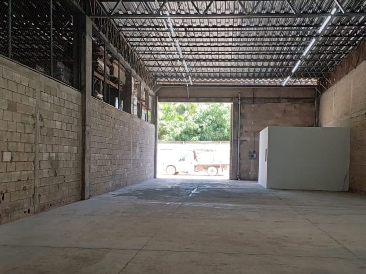 Bodega en renta en Bonfil, Benito Juárez, foto 1 de 6