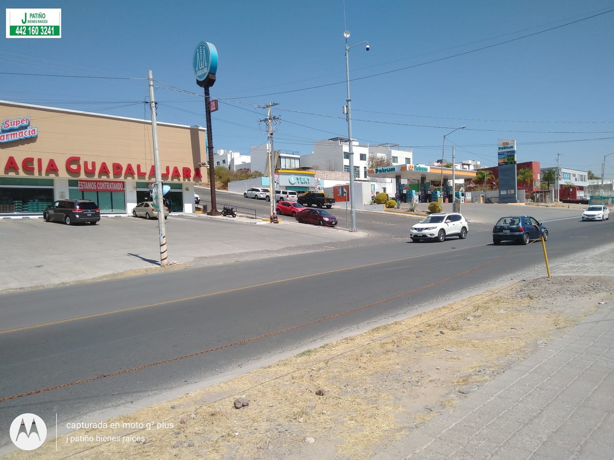 Terreno en venta en Colinas del Bosque 1a Sección, Corregidora, foto 2 de 6