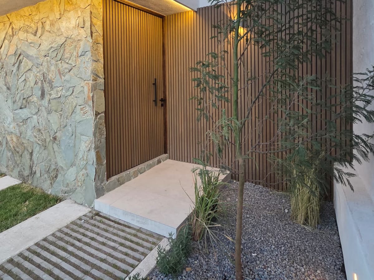 Casa en venta en Capital Sur, El Marqués, foto 2 de 21