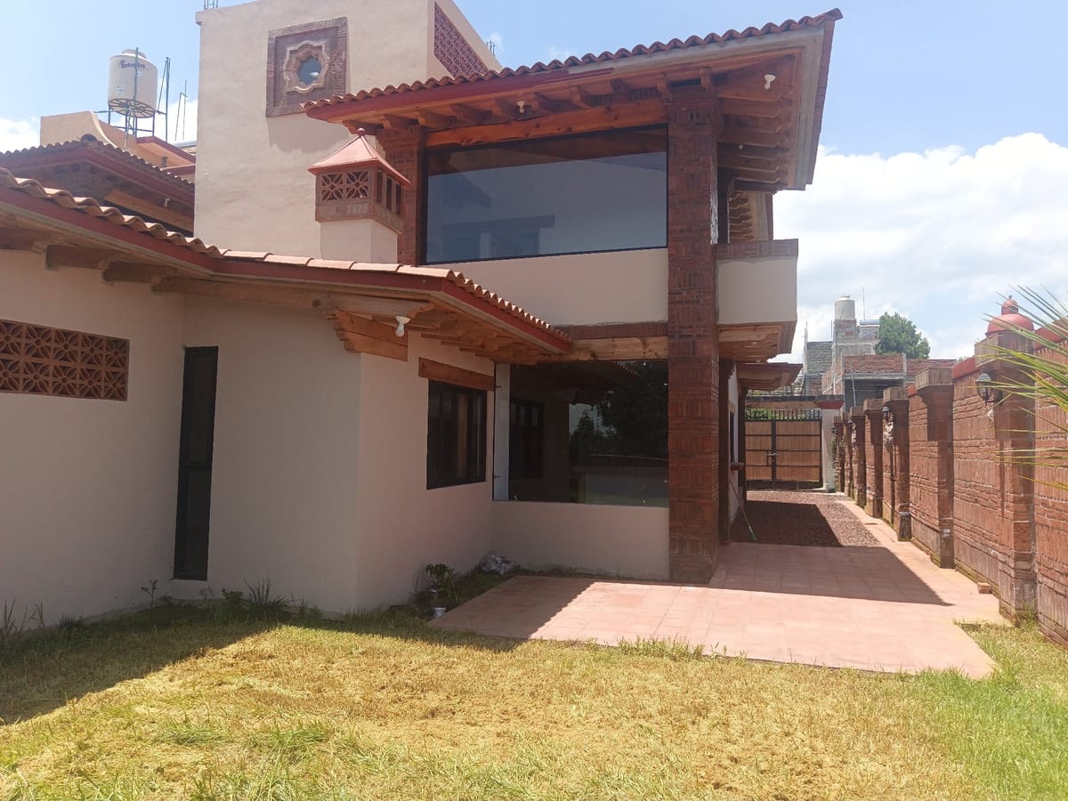 Casa en venta en Colimillas, Pátzcuaro, foto 2 de 20